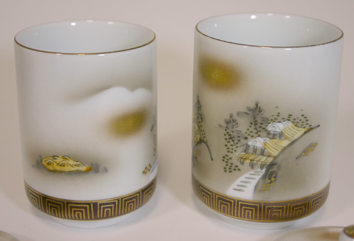 Gold Sumi-sansui pair yunomi cup  