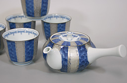 Arita dragonfly teaset by Kisen