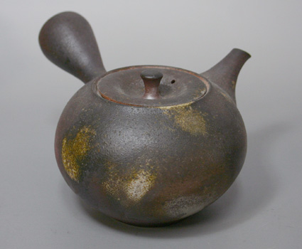 Bizen yohen teapot 