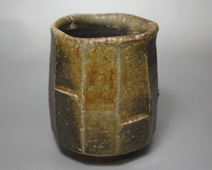 Japanese pottery - Bizen yohen yunomi teacup by Mimura Kimiko