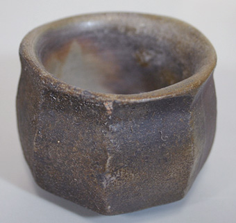 Japanese pottery - Bizen yohen sake cup