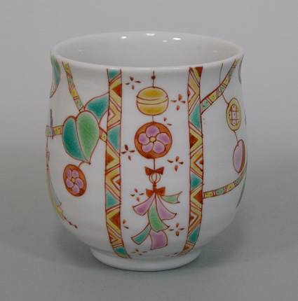 Kutani colorful yunomi from Ginshu kiln