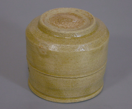 Japanese pottery -Ki-seto guinomi by Tobii Takashi