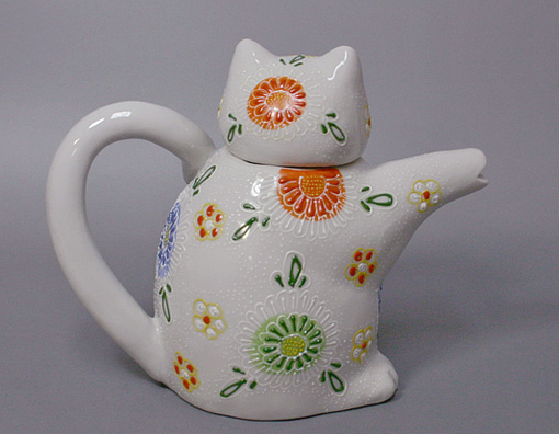Kutani maneki neko teapot