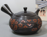 Tokoname teapoy by Gyokudo