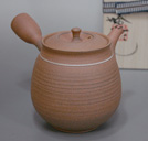 Japanese pottery - Tokoname teapots by Hokujo
