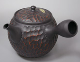 textured large teapot by Kenji