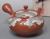 Daikokuten teapot engraved by Kodo