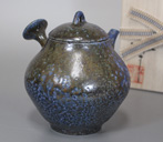 Tokoname Mayake teapot by Konishi Yohei