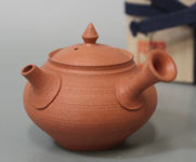 Japanese pottery Tokoname teapot by Konishi Yohei