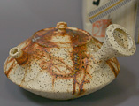 Japanese pottery - Tokoname yohen mogake teapot by Konishi Yohei