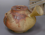 Japanese pottery - Tokoname yohen mogake teapot by Konishi Yohei