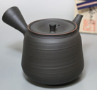 Tokoname teapot by Soukou