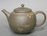 Tokoname teapot by Seiho