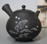 Handcrafted Tokoname teapot by Seiho