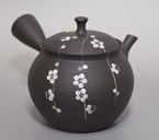 Handpainted weeping plum teapot Shoryu