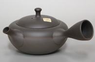 Tokoname handcrafted teapot by Shoryu