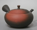 Tokoname handcrafted kyusu teapot by Shoryu