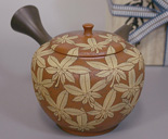 Japanese pottery - Tokoname teapots by Shunen