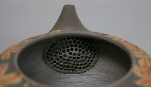 Kokudei maple leaves teapot by Shunen II