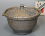 Japanese pottery - Tokoname yohen mogake teapot by Tanikawa Jin width=