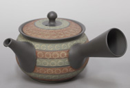 Japanese pottery - Tokoname teapots by Teruyuki