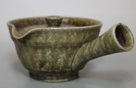 Tokoname mayake teapot by Shibata Masaaki