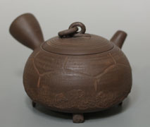 Japanese pottery Tokoname teapot by Touju