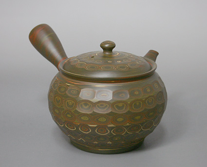 Japanese Tokoname teapot by Yusen