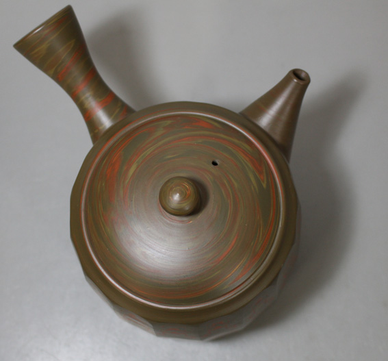 Japanese pottery - Tokoname teapots by Yusen -Nerikomi