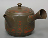 Japanese pottery - Tokoname teapots by Yusen