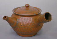 Japanese pottery - Tokoname teapots by Yusen