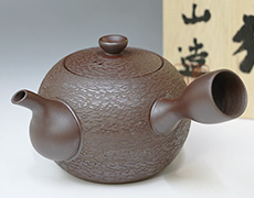 Banko teapot by Jitsuzan II