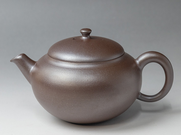 Banko teapots by Otsuki Shun
