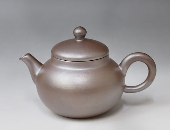 Banko teapots by Otsuki Shun