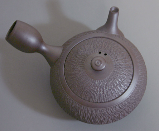 Banko shidei kyusu teapot by Tachi Masaki
