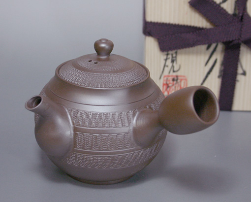 Shidei biri kyusu by Tachi Masaki