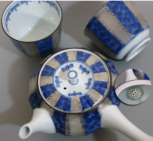 Dragonfly teaset by Kisen of Arita