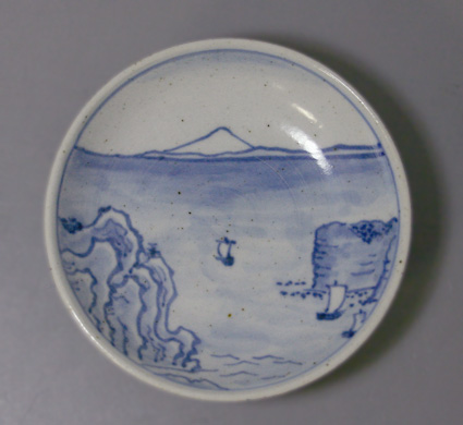 Arita handpainted sometsuke sakazuki sake cup, inspired by Shimosa Choshi no ura by Hiroshige