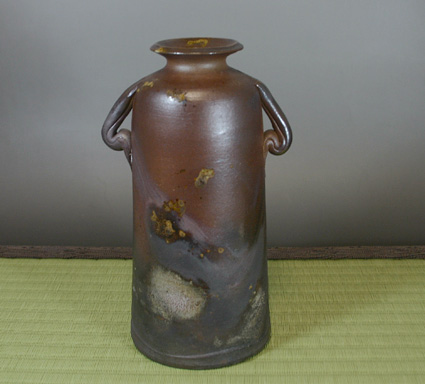 Bizen - Mimitsuki (with Handles) Flower Vase