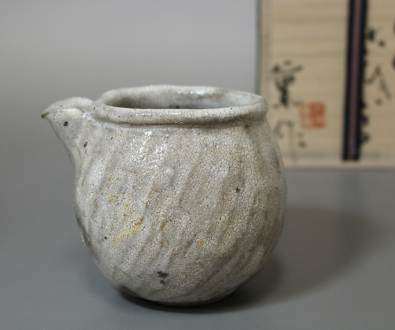 Madara karatsu tea bowl by Kimata Kaoru