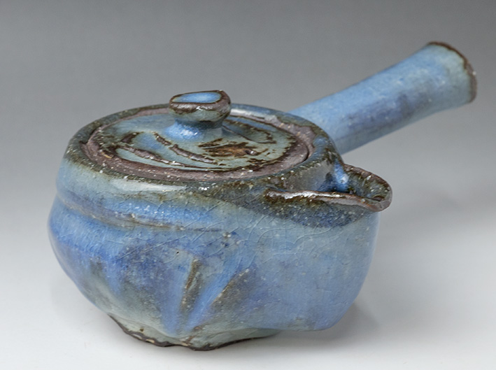 Aohagi teapot by Noutomi Naoko