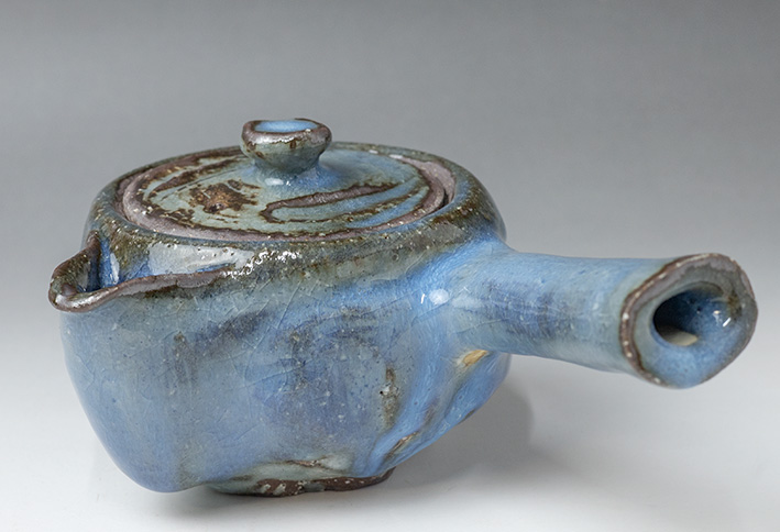 Aohagi teapot by Noutomi Naoko