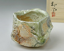 Iga guinomi sake cup by Atarashi Manabu
