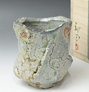 Iga yunomi tea cup by Atarashi Manabu
