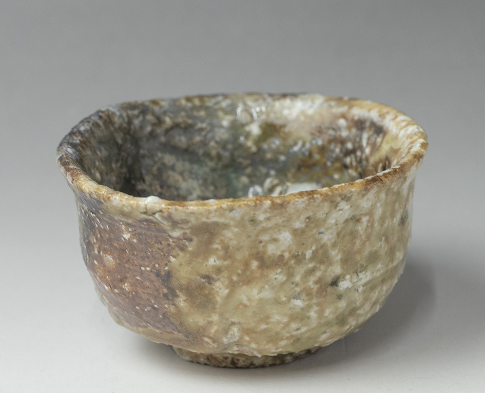 Iga guinomi sake cup #62, side view