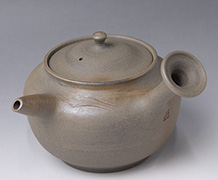 Japanese tea ware by Ogawa Jinpachi