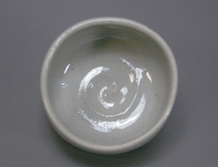 Kutani kani guinomi sake cup by Ichikawa Seirin