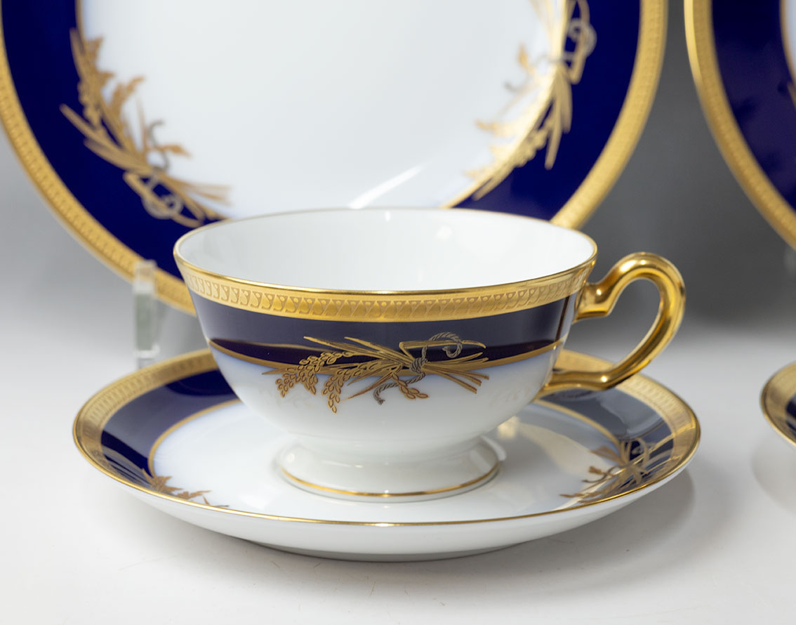 Gold Rice Sheaves tea set by Okura China