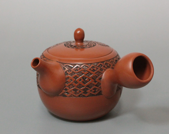Tokoname teapot kyusu by Gyokko